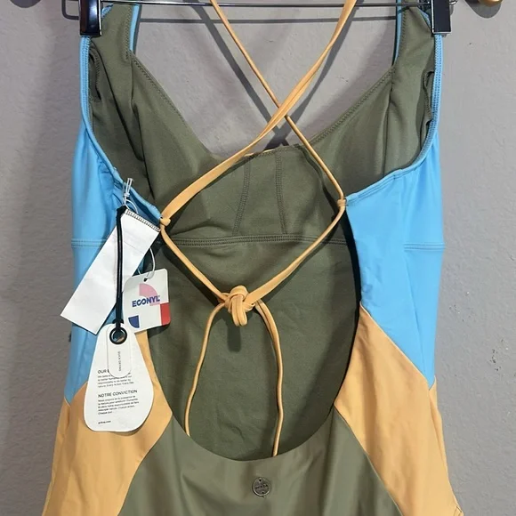 NEW Prana Tulum One-Piece Swimsuit Sweet Agave Color Block Size L - Picture 4 of 5